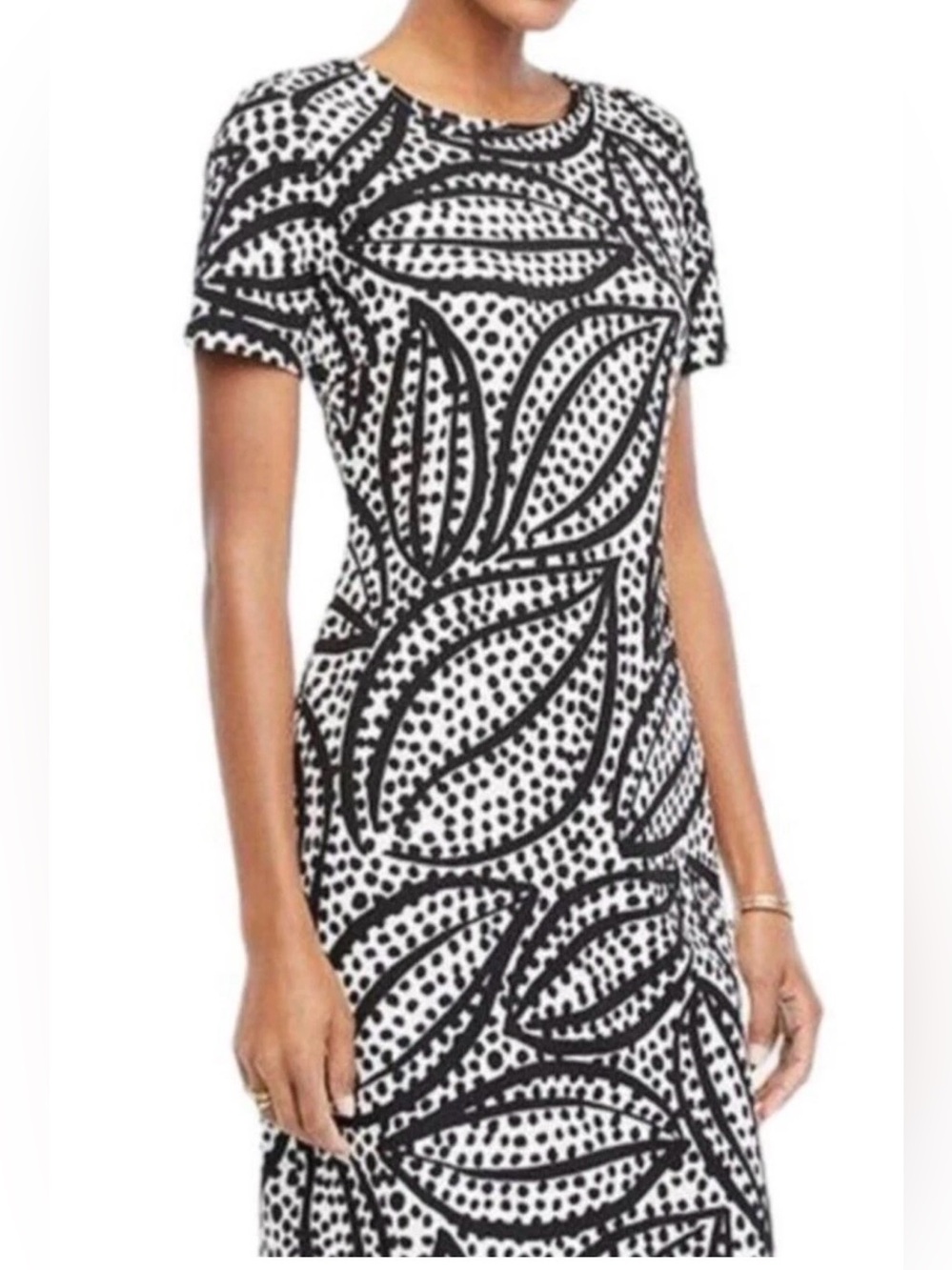 Ann Taylor Factory Black & White leaf Print Shift Dress Women’s Large